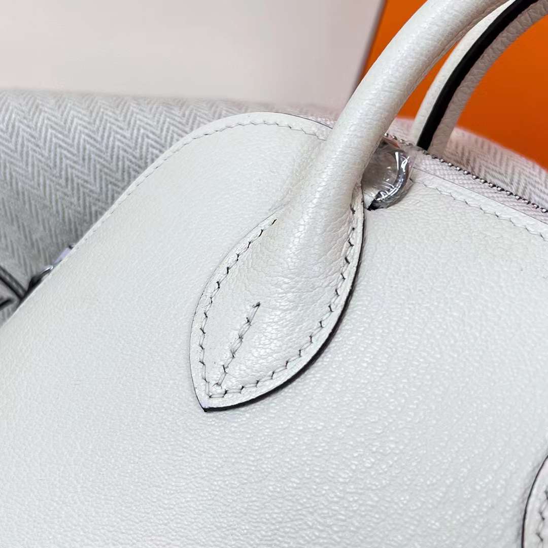 Hermès（爱马仕）Mini Bolide 迷你保龄球包 Chevre 山羊皮 i2 奶油白 银扣 20cm 全手工蜡线缝制