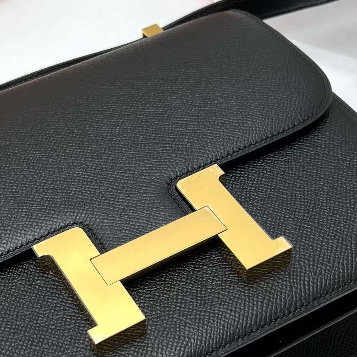 Hermès（爱马仕）Constance 康斯坦斯 Epsom Ck89 黑色 金扣 24cm 全手工蜡线缝制 Ghw