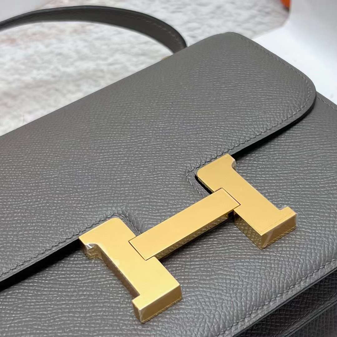 Hermès（爱马仕）Constance 康斯坦斯 Epsom 0L 积雨云灰 金扣 19cm 全手工蜡线缝制 Ghw
