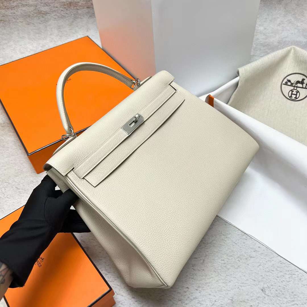 Hermès（爱马仕）Kelly Togo 御用原厂顶级小牛皮 Ck10 奶昔白 银扣 32cm 全手工蜡线缝制 Phw