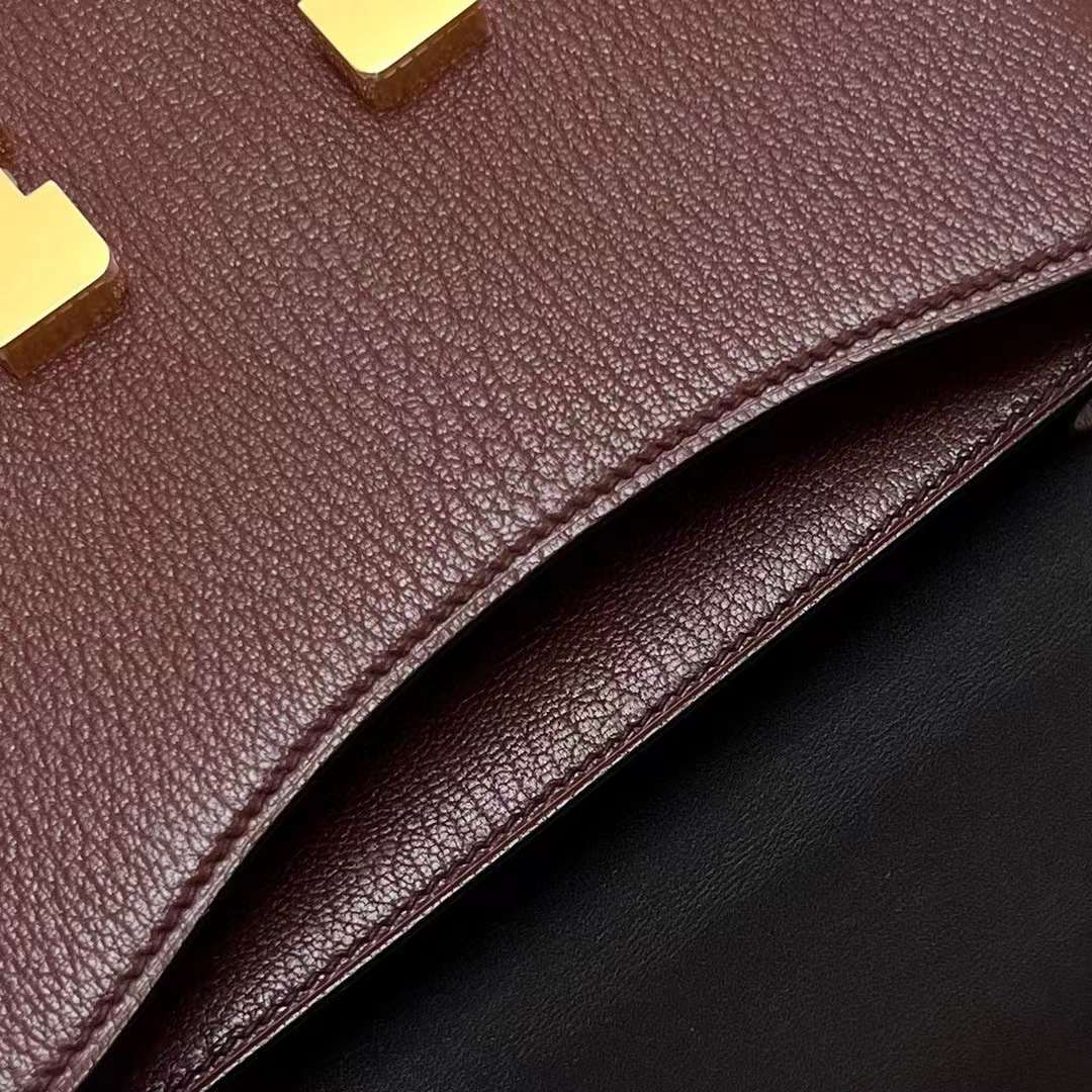 Hermès（爱马仕）Constance 空姐包 Chevre 进口山羊皮 Ck41 哈瓦那色 内拼 乌木色 金扣 19cm 全手工蜡线缝制 Ghw