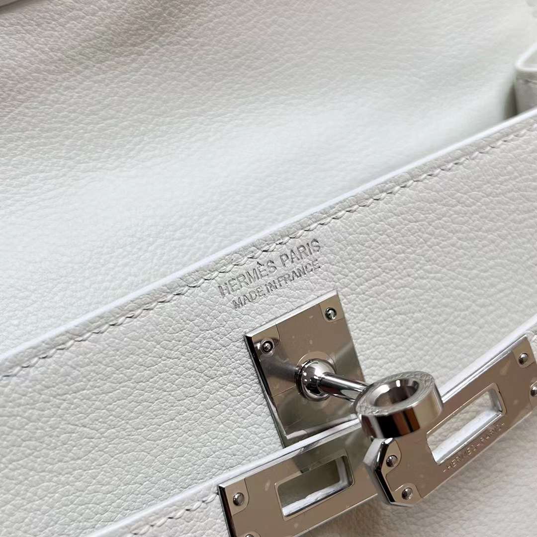 Hermès（爱马仕）Kelly danse 跳舞包 Evercolor 01 纯白 银扣 22cm 全手工蜡线缝制 Phw