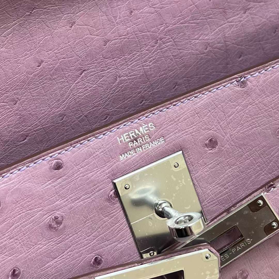 Hermès（爱马仕）Kelly 凯莉包 Ostrich 进口鸵鸟皮 5H 薰衣草紫色 银扣 28cm 全手工蜡线缝制 Phw