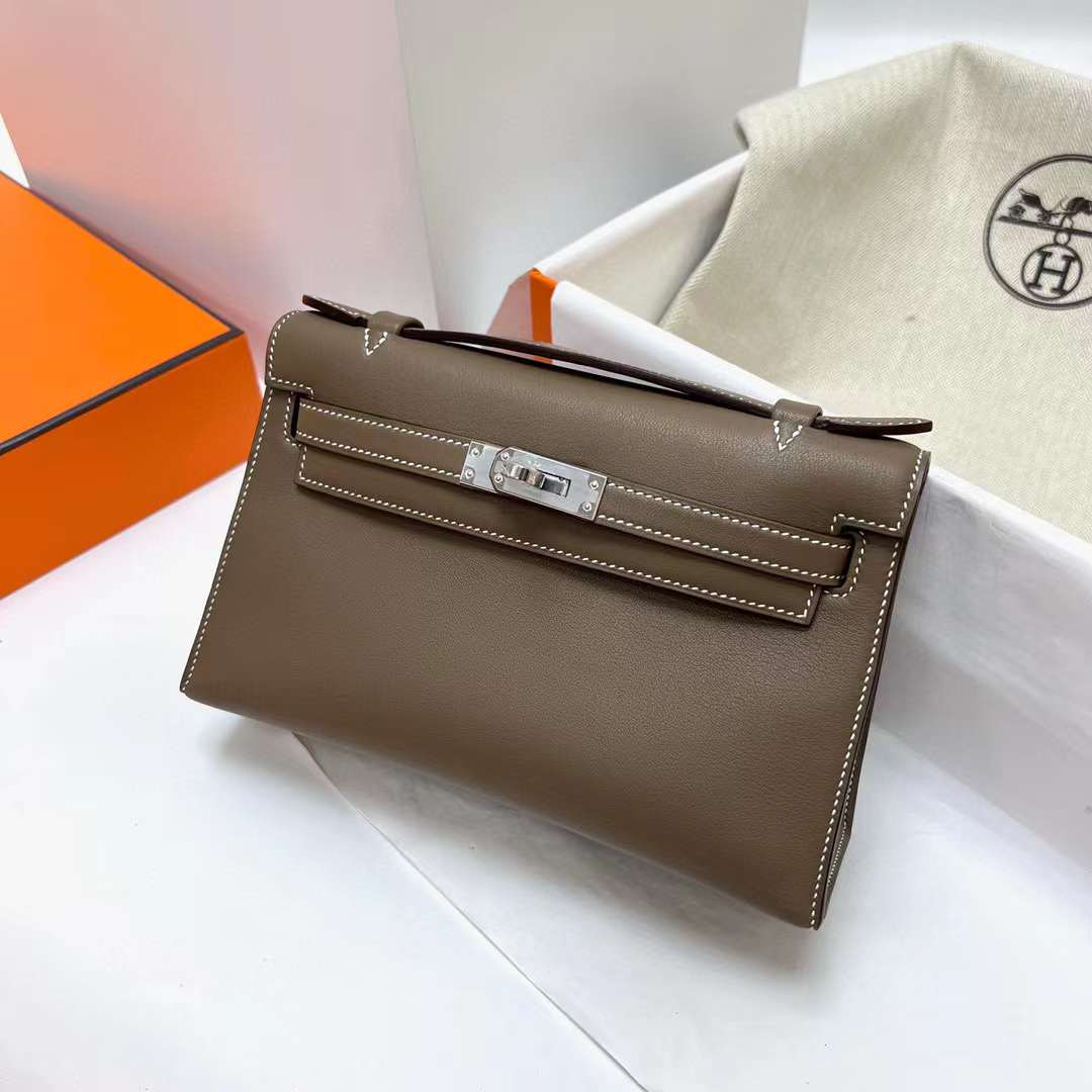 Hermès（爱马仕）Mini Kelly Pochette Swift Ck18 大象灰 内拼 5P 樱花粉 银扣 22cm 全手工蜡线缝制 phw
