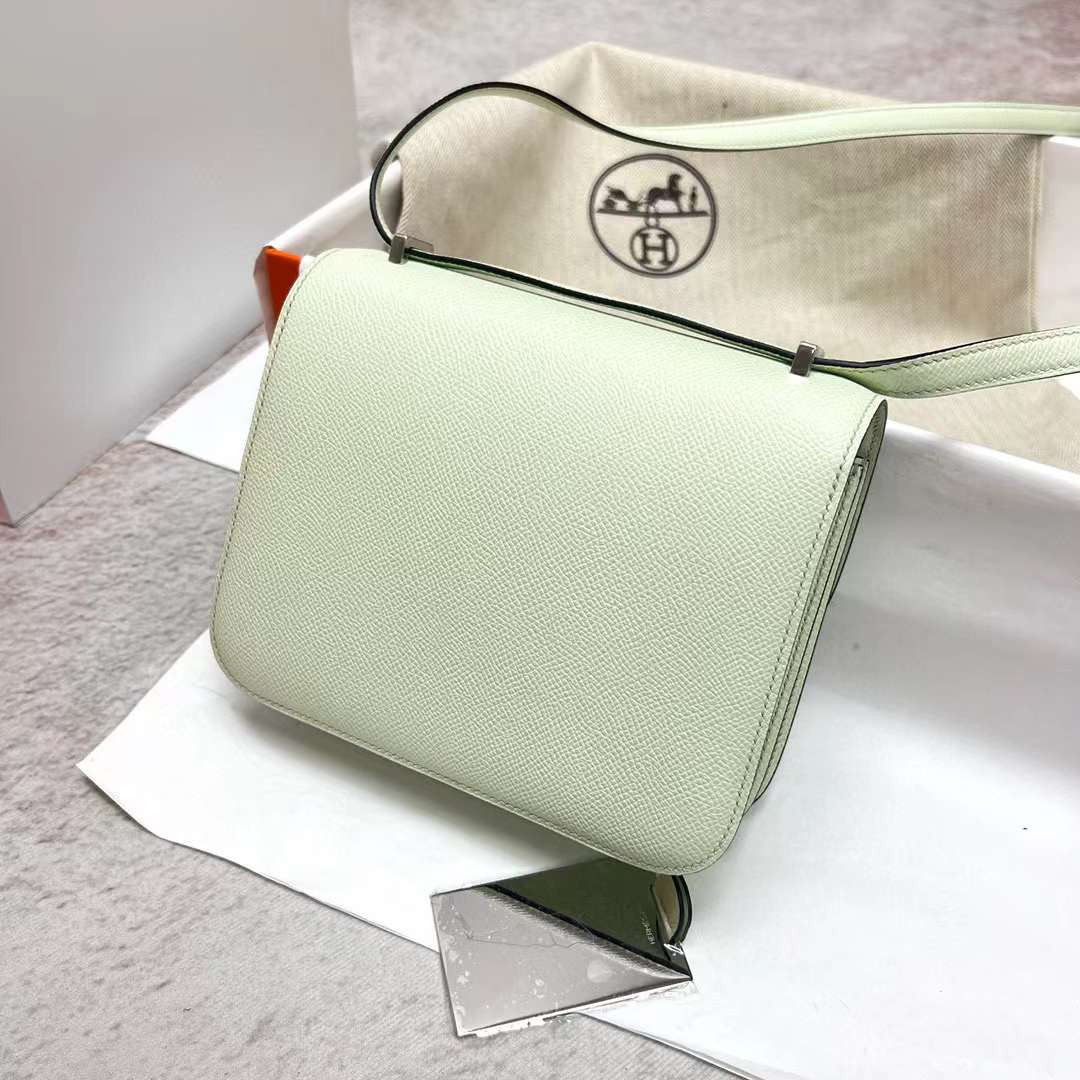 Hermès（爱马仕）Constance 康斯坦斯 19-1 Epsom 0S 气泡绿 银扣 19cm 全手工蜡线缝制 Phw