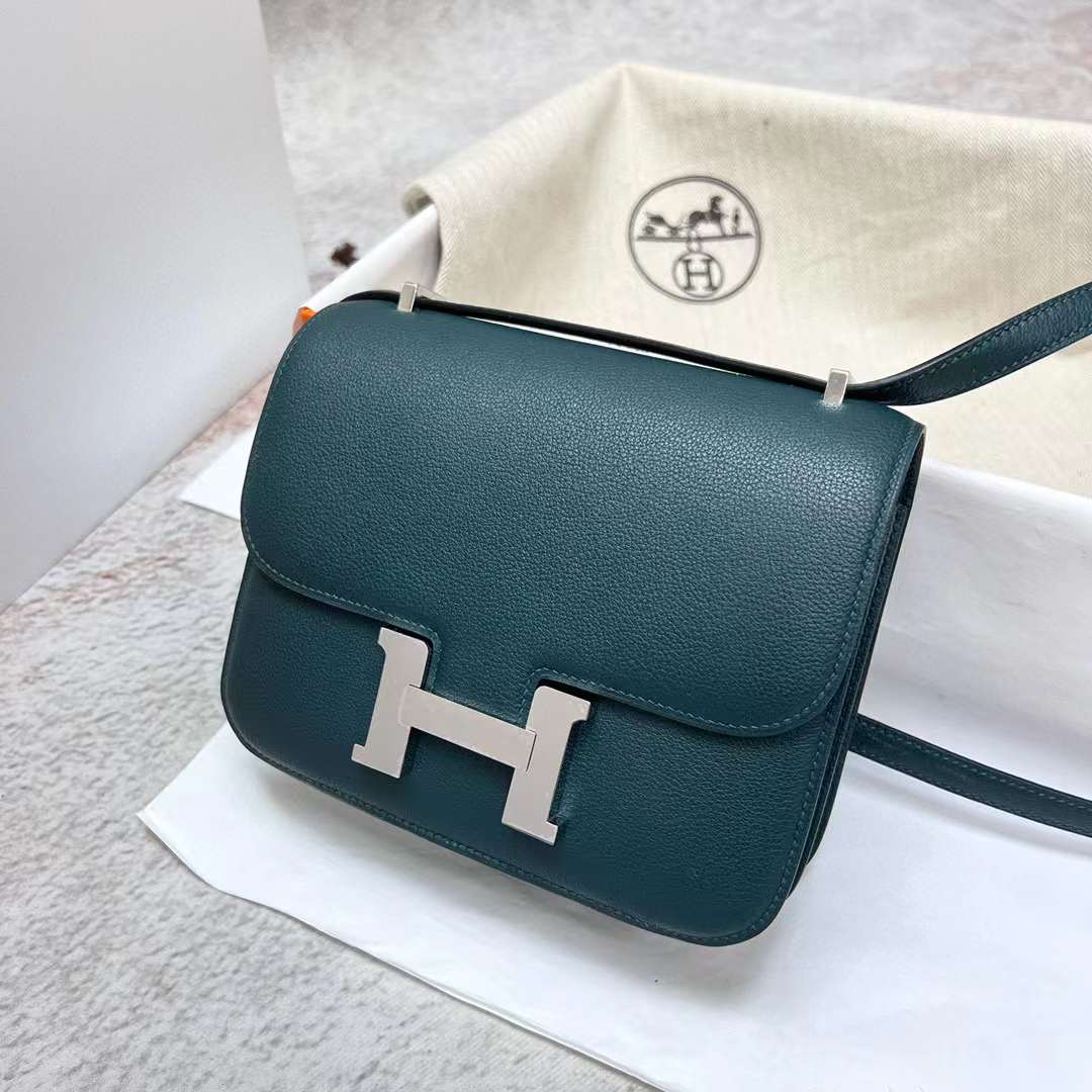 Hermès（爱马仕）Constance 康斯坦斯 Evercolor 6O 松柏绿 银扣 19cm 全手工蜡线缝制 Phw