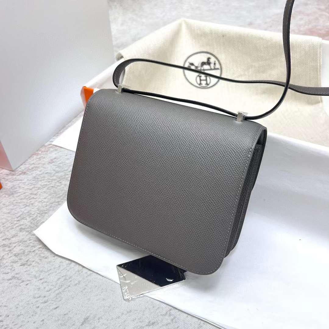 Hermès（爱马仕）Constance 康斯坦斯 19-1 Epsom 0L 积雨云灰 银扣 19cm 全手工蜡线缝制 Phw