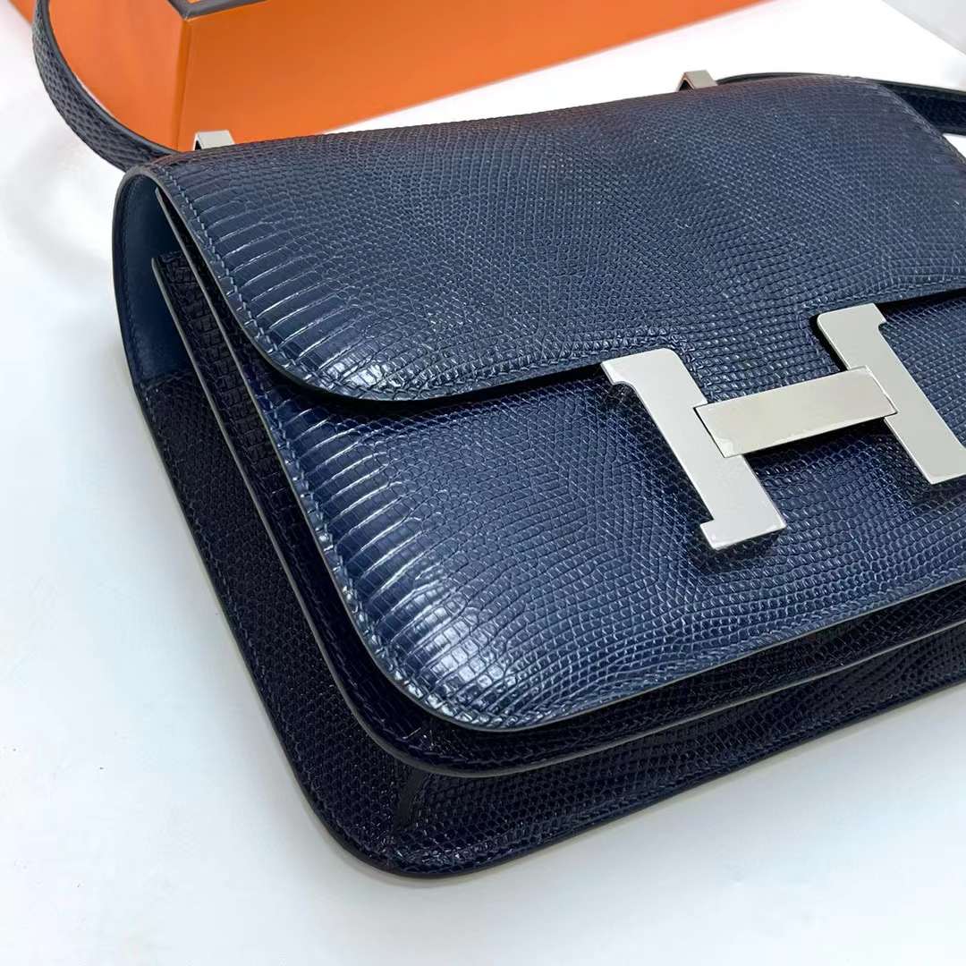 Hermès（爱马仕）Constance 康康 Lizard 进口蜥蜴皮 7L 马耳他蓝 银扣 24cm 全手工蜡线缝制 Phw