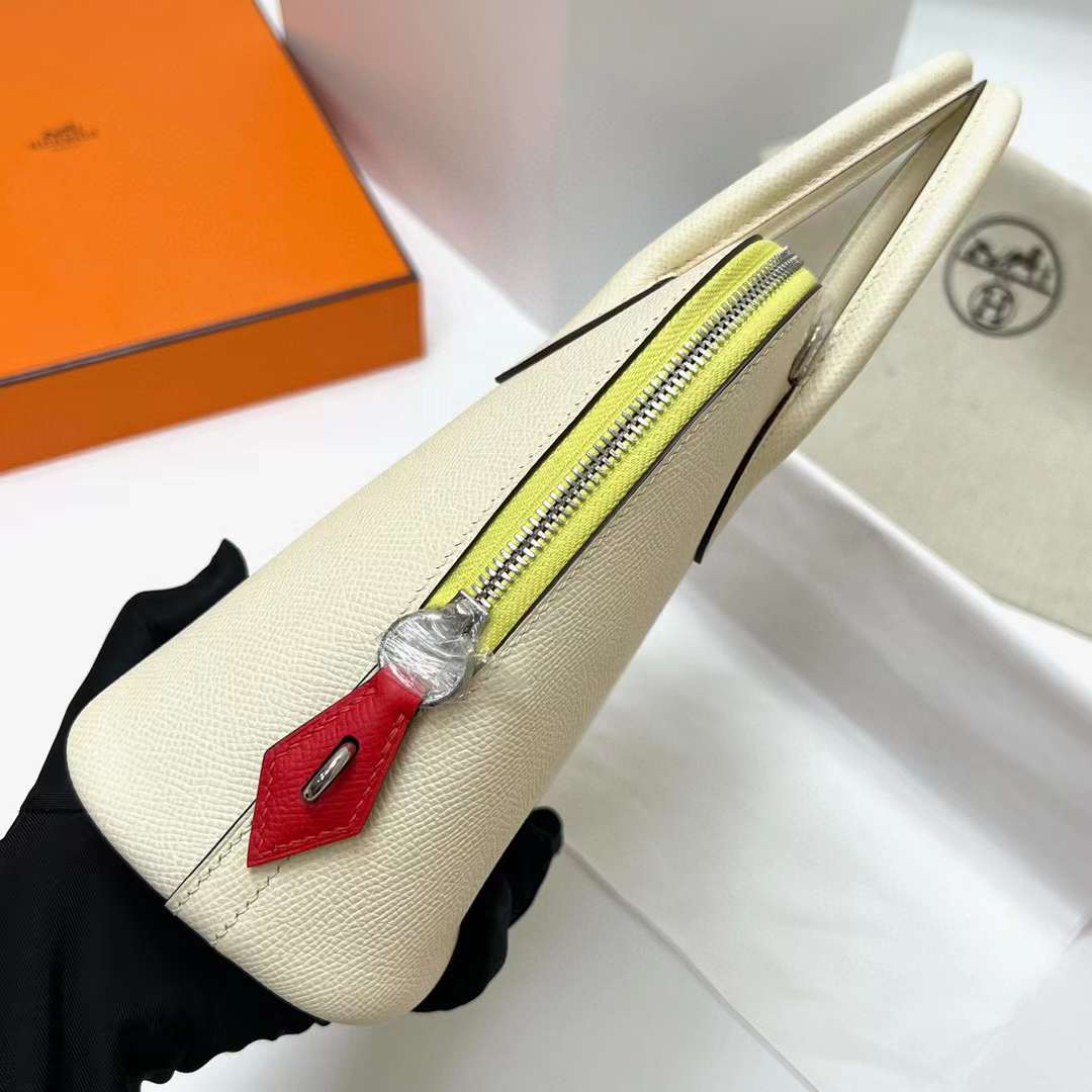 Hermès（爱马仕）Bolide 保龄球包 Epsom 三拼色 I2 奶油白 银扣 25cm 全手工蜡线缝制 Phw