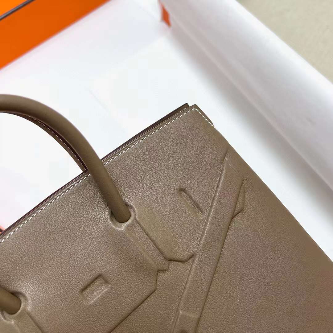 Hermès（爱马仕）Birkin 铂金包 Shadow Swift 幻影 Ck18 大象灰 银扣 25cm 全手工蜡线缝制 Phw