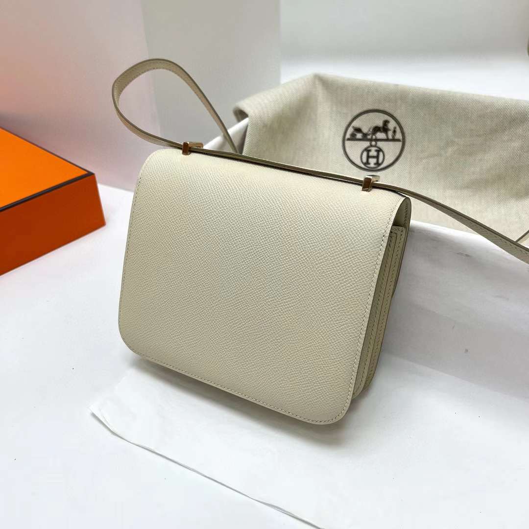 Hermès（爱马仕）Constance 空姐包 Epsom Ck10 奶昔白 玫瑰金扣 19cm 全手工蜡线缝制 Rghw