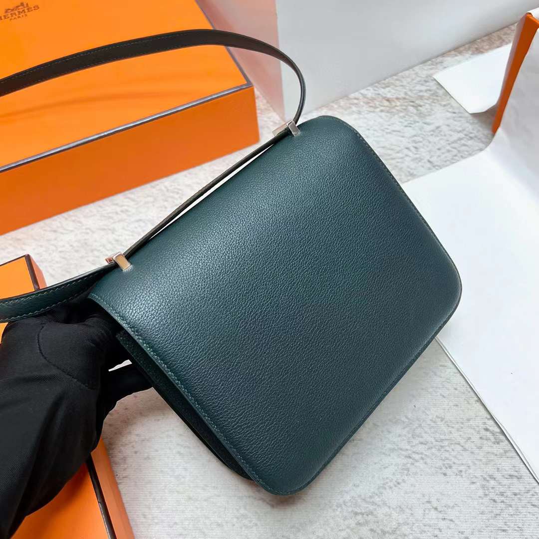 Hermès（爱马仕）Constance 康斯坦斯 Evercolor 6O 松柏绿 银扣 19cm 全手工蜡线缝制 Phw