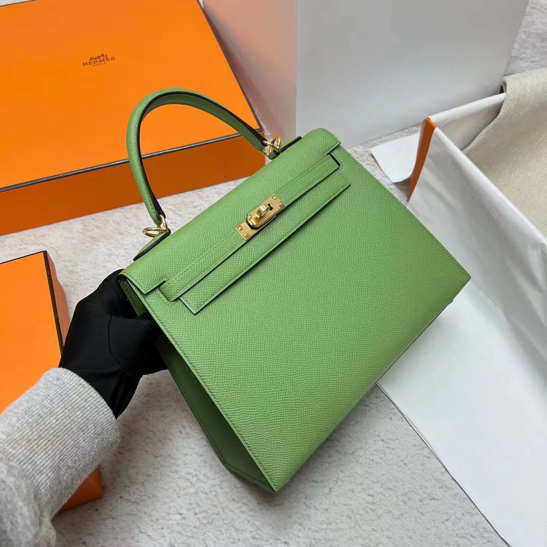 Hermès（爱马仕）Kelly 凯莉包 Epsom I3 牛油果绿 金扣 25cm 全手工蜡线缝制 Ghw