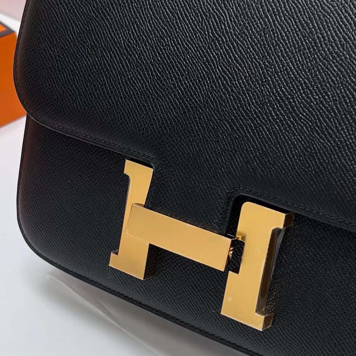 Hermès（爱马仕）Constance 空姐包 Epsom Ck89 黑色 金扣 24cm 全手工蜡线缝制 Ghw