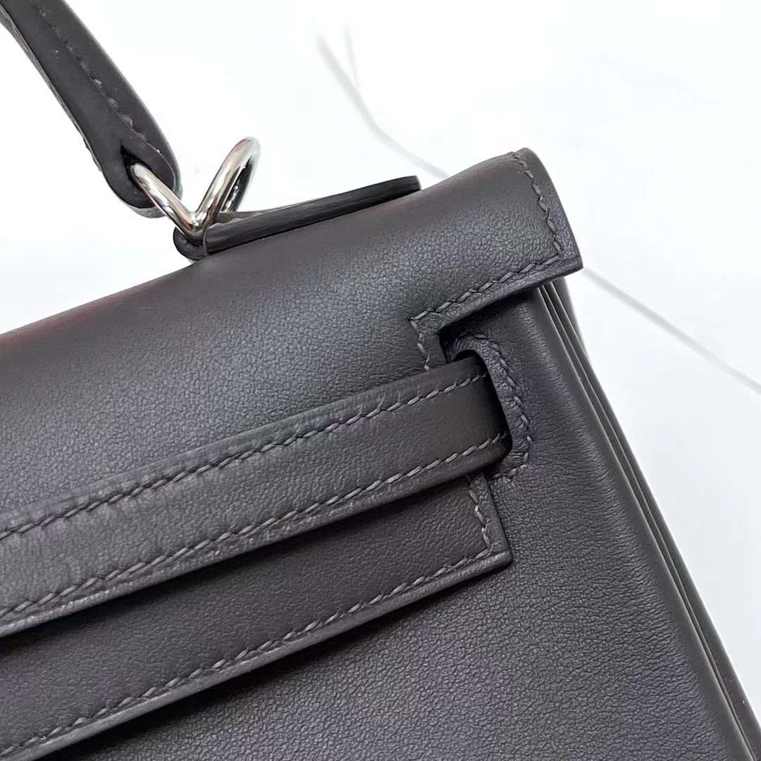 Hermès（爱马仕）Kelly 凯莉包 Swift 8F 锡器灰 银扣 25cm 全手工蜡线缝制 Phw