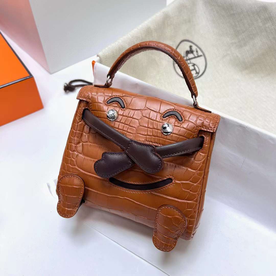 Hermès（爱马仕）Kelly doll 雾面美洲鳄鱼 Matte Alligator Crocodile 拼 Swift Ck37 金棕色 拼 乌木色 银扣 16cm Phw