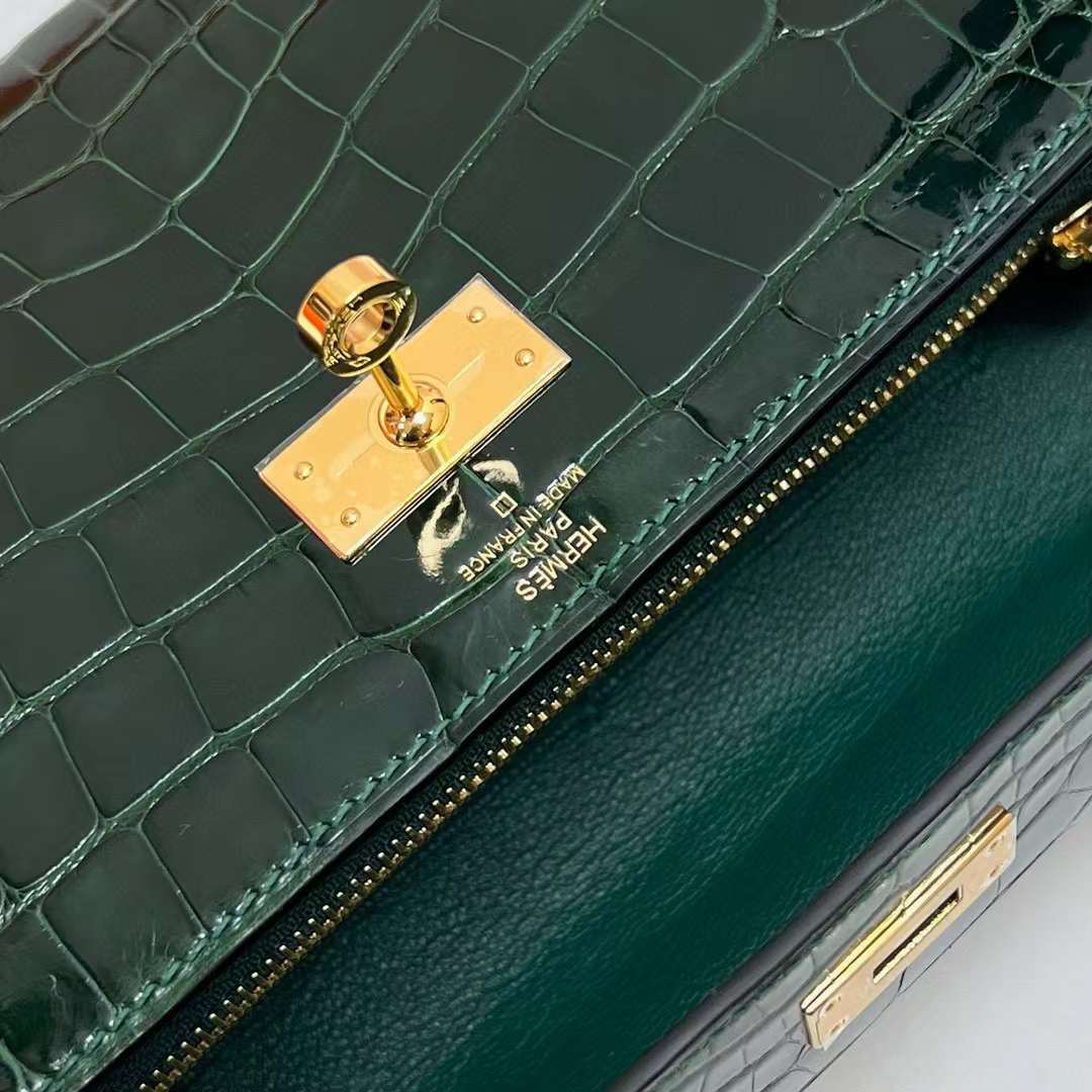 Hermès（爱马仕）Kelly to go 亮面美洲鳄鱼 shiny alligator crocodile Ck67 祖母绿 金扣 20cm 全手工蜡线缝制 Ghw