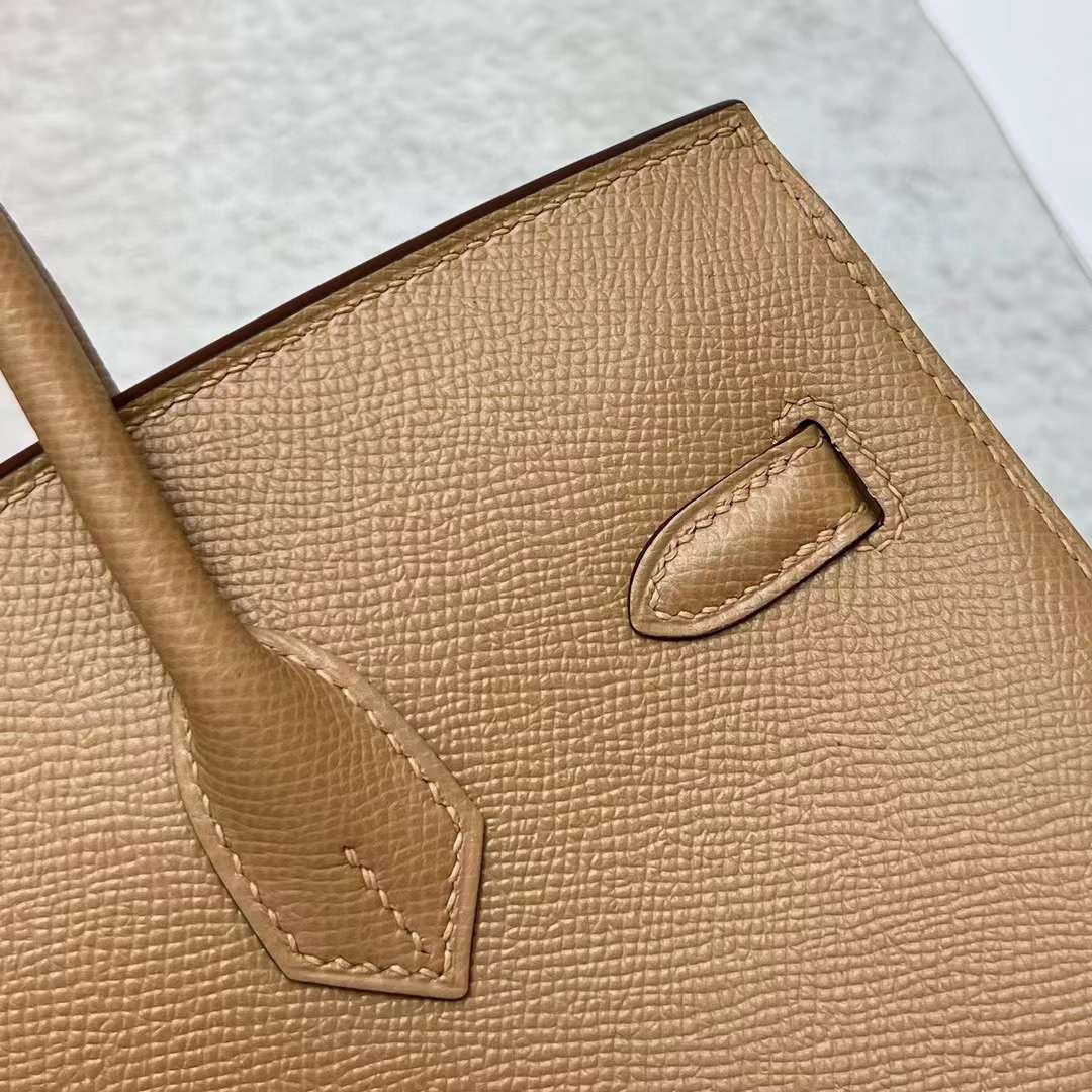 Hermès（爱马仕）Birkin 铂金包 Sellier Epsom 0M 奶茶色 金扣 25cm 全手工蜡线缝制 Ghw