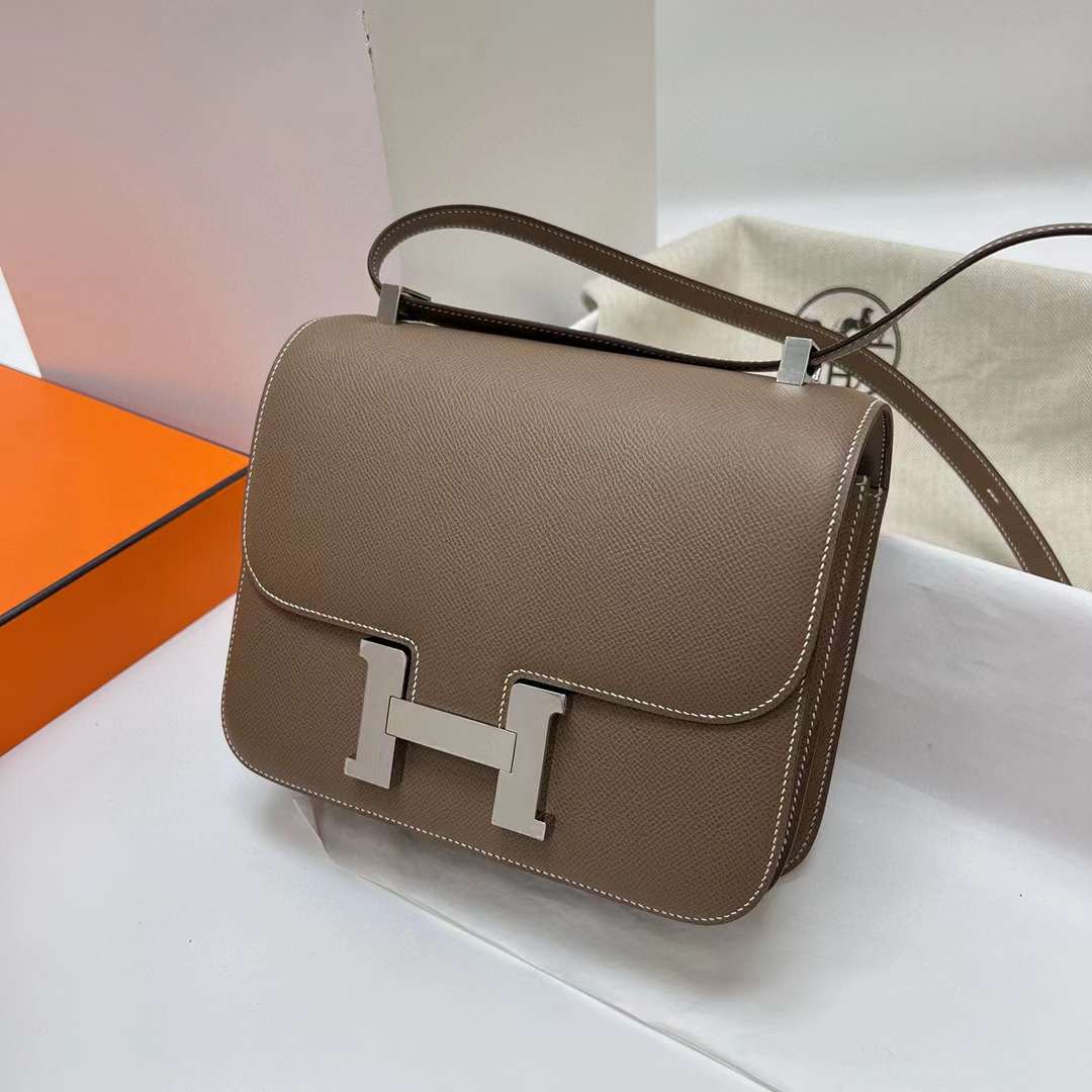 Hermès（爱马仕）Constance 康斯坦斯 Epsom Ck18 大象灰 银扣 24cm 全手工蜡线缝制 Phw