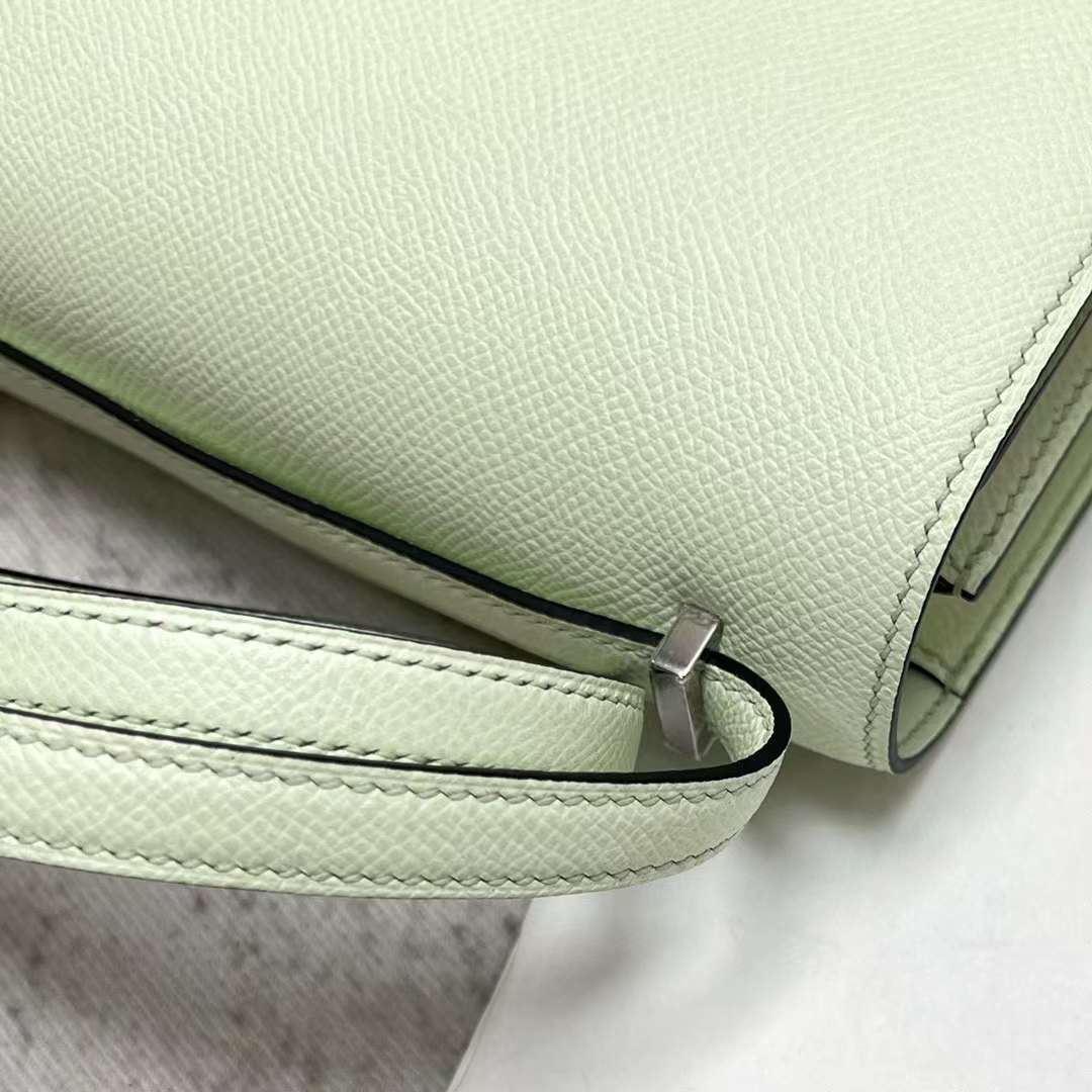 Hermès（爱马仕）Constance 康斯坦斯 19-1 Epsom 0S 气泡绿 银扣 19cm 全手工蜡线缝制 Phw