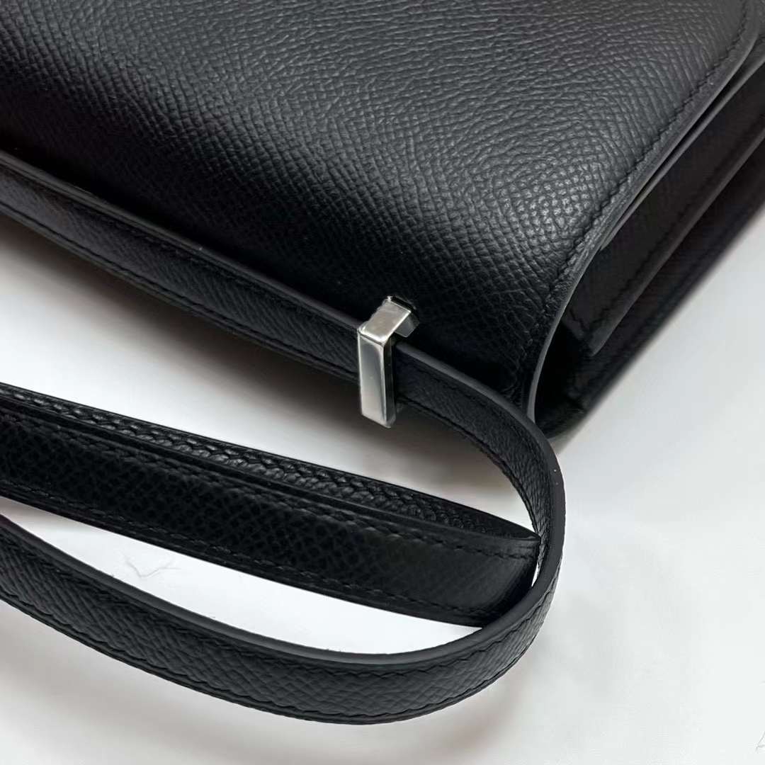 Hermès（爱马仕）Constance 空姐包 Epsom Ck89 黑色 银扣 19cm 全手工蜡线缝制 Phw