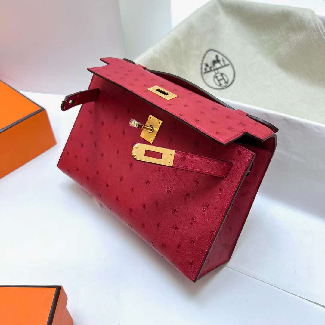 Hermès（爱马仕）Mini Kelly Pochette Ostrich 鸵鸟皮 Ck53 大红色 金扣 22cm 全手工蜡线缝制 Ghw