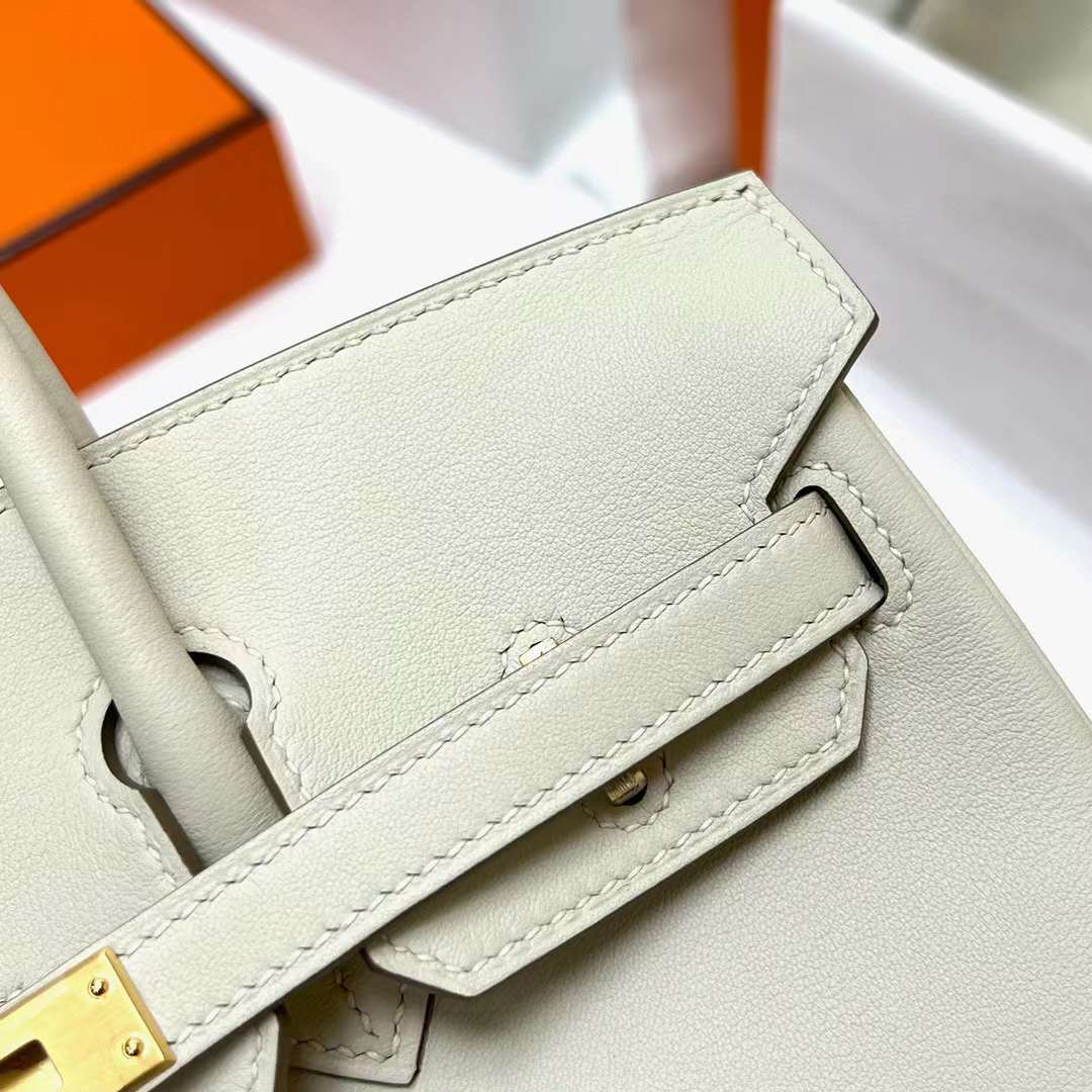 Hermès（爱马仕）Birkin 铂金包 Swift Ck10 奶昔白 金扣 25cm 全手工蜡线缝制 Ghw