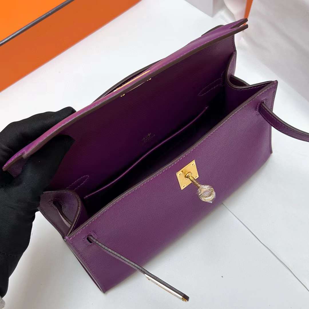 Hermès（爱马仕）Mini Kelly Pochette Swift P9 海葵紫 金扣 22cm 全手工蜡线缝制 Ghw