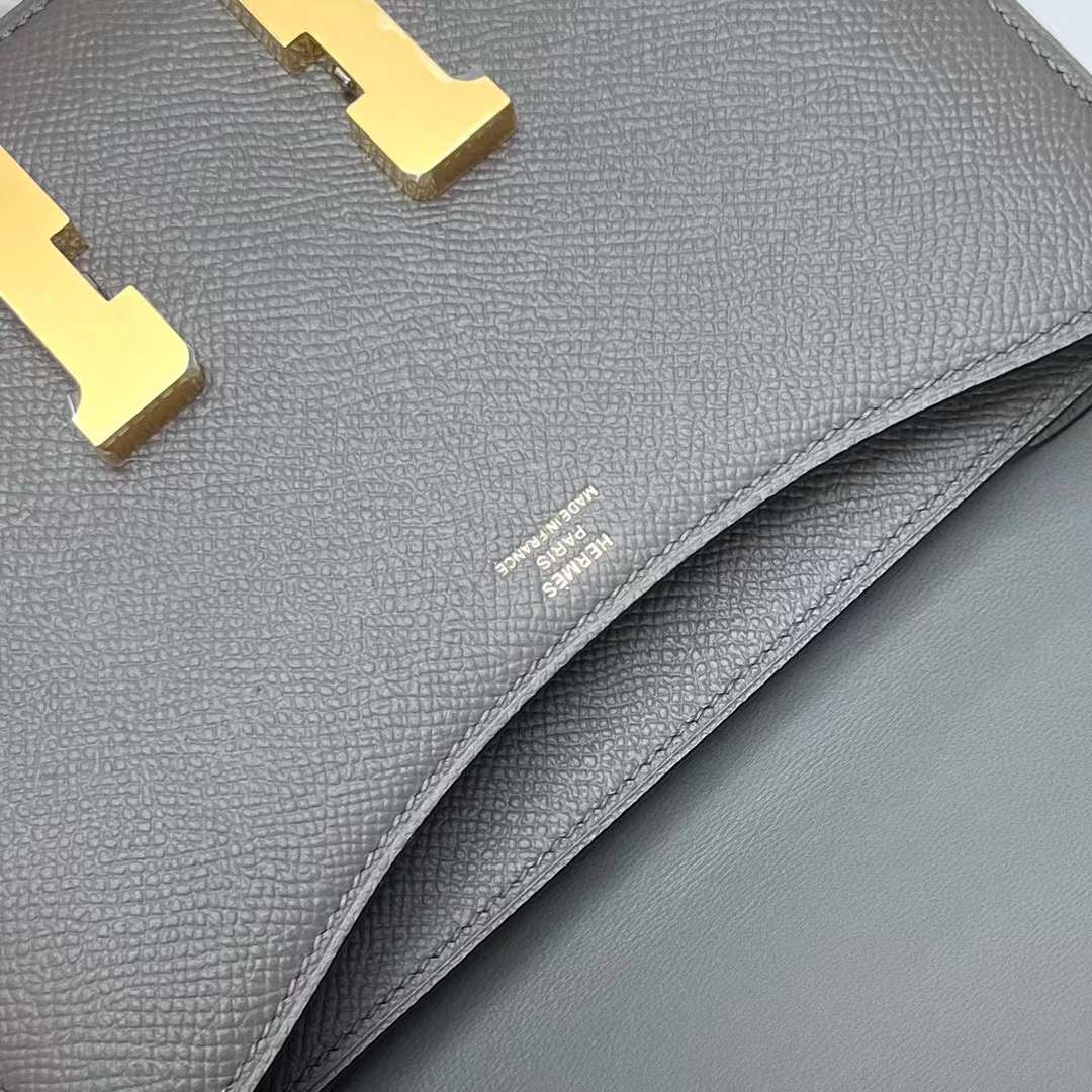 Hermès（爱马仕）Constance 康斯坦斯 Epsom 0L 积雨云灰 金扣 19cm 全手工蜡线缝制 Ghw
