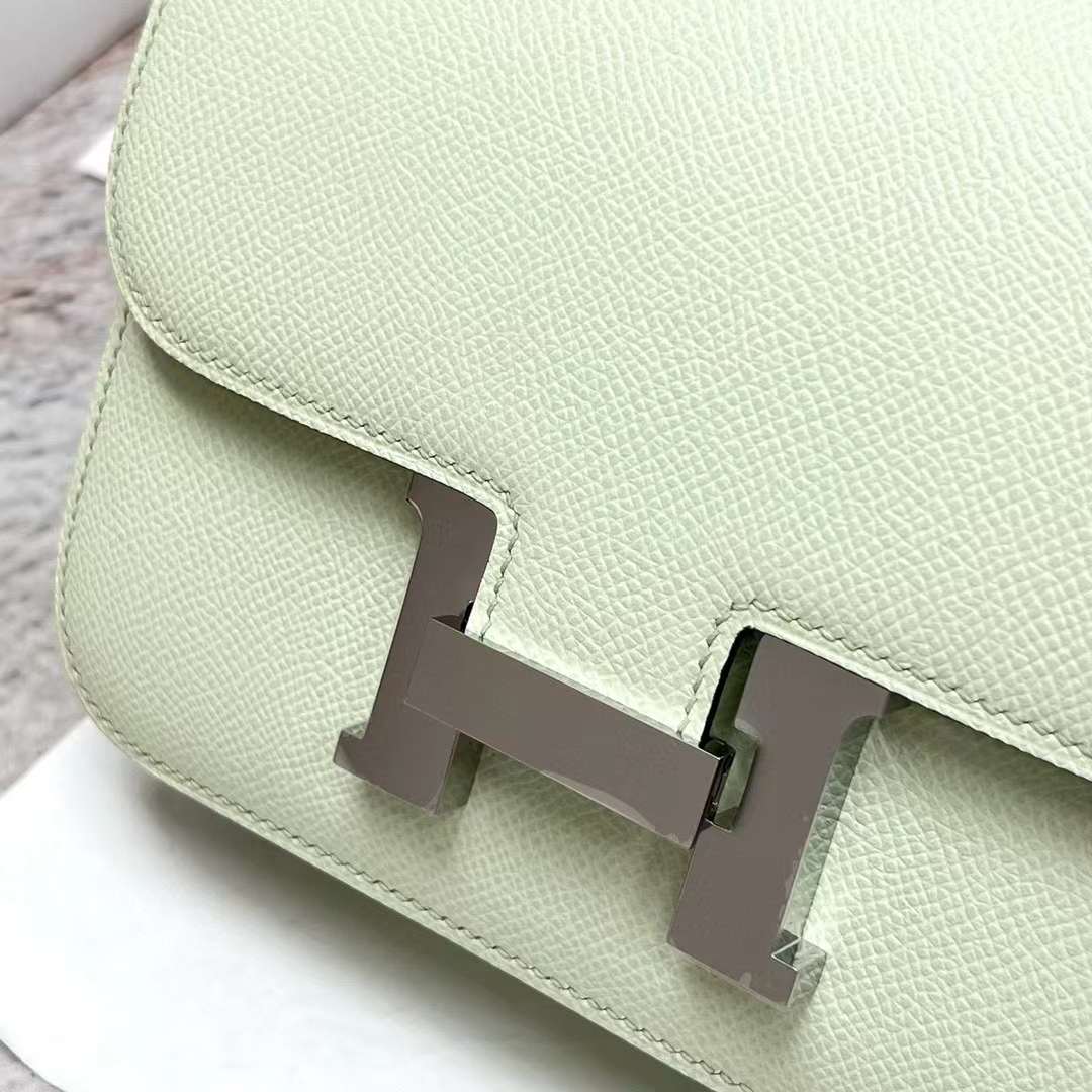 Hermès（爱马仕）Constance 康斯坦斯 19-1 Epsom 0S 气泡绿 银扣 19cm 全手工蜡线缝制 Phw