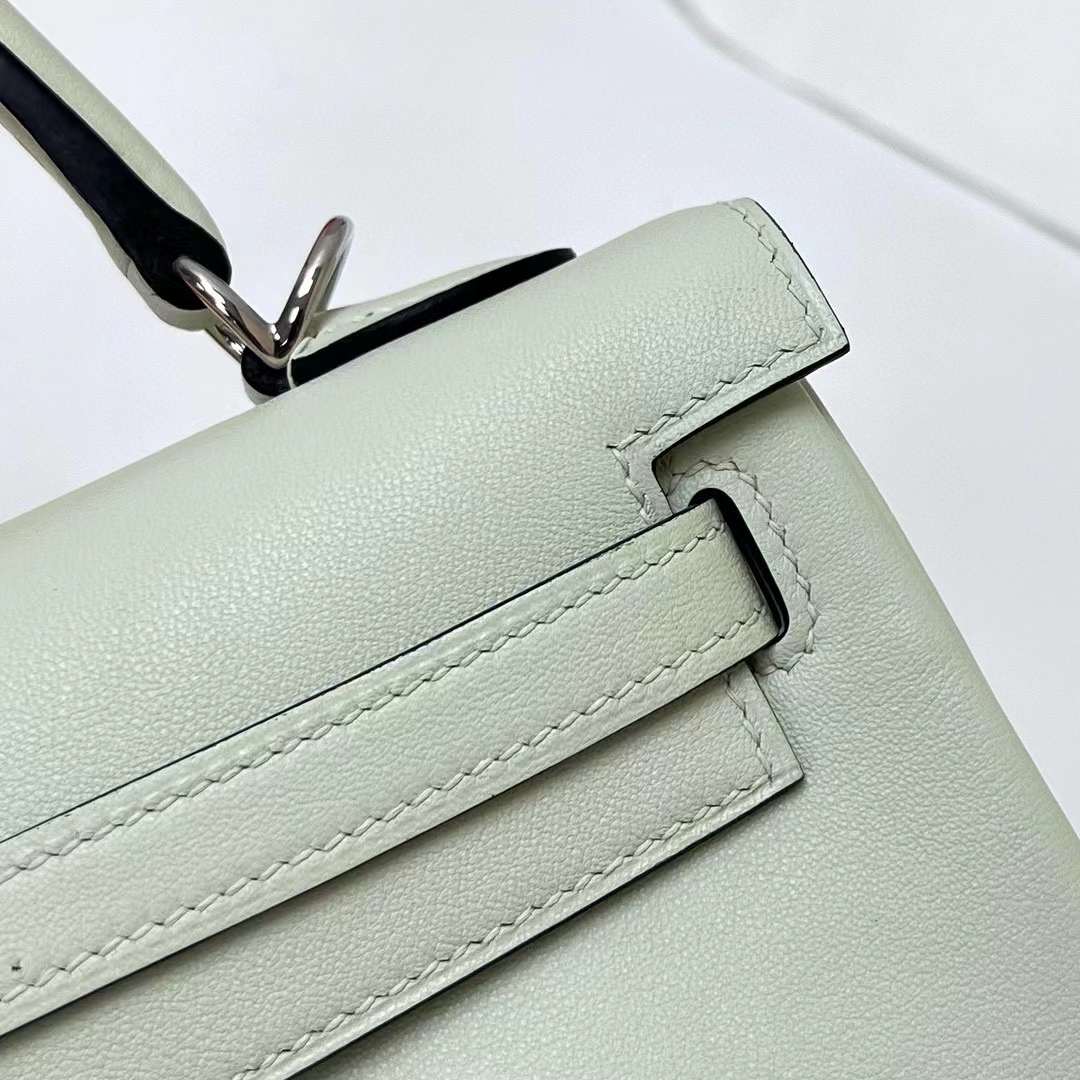 Hermès（爱马仕）Kelly 凯莉包 Swift 0S  银扣 25cm 全手工蜡线缝制 Phw