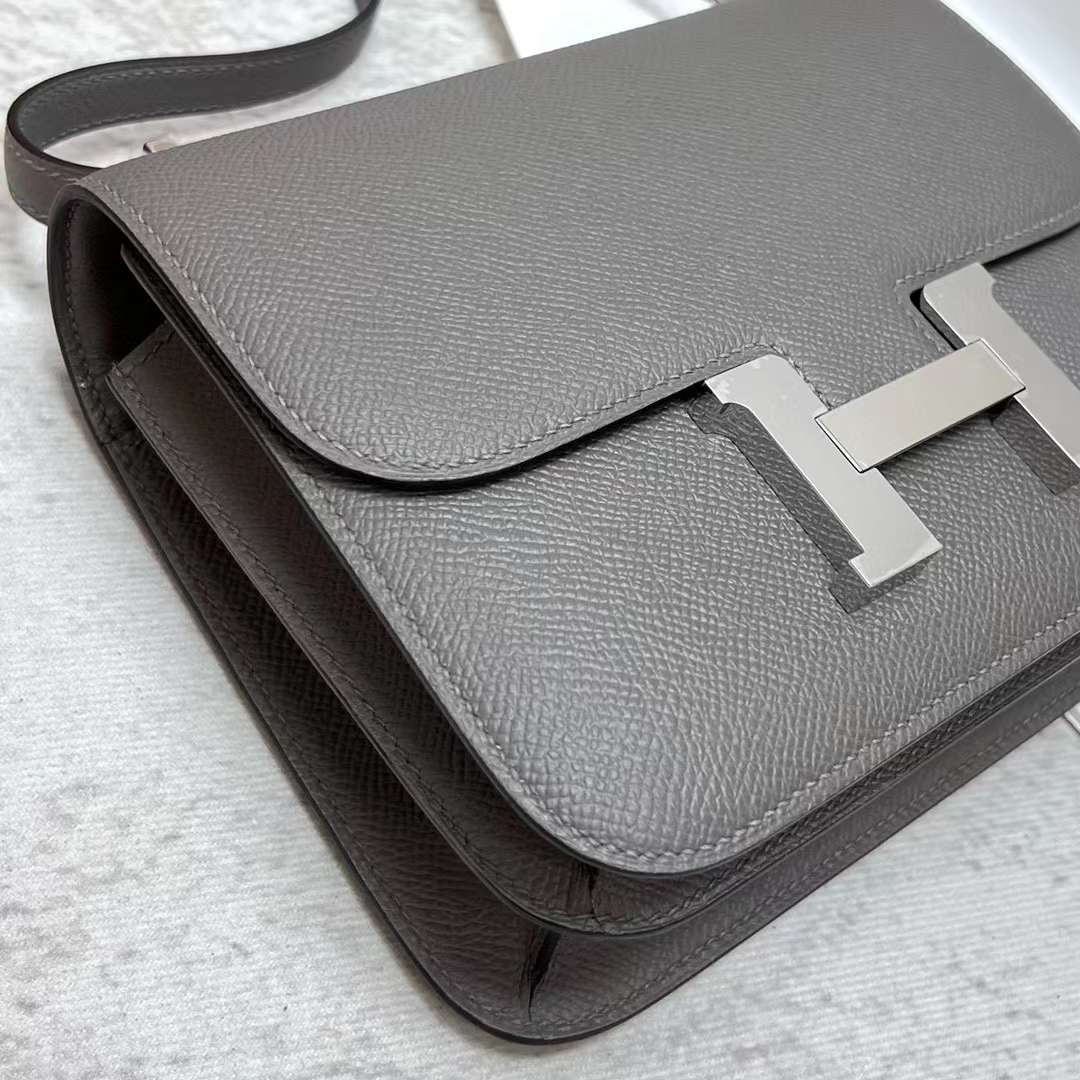 Hermès（爱马仕）Constance 康斯坦斯 19-1 Epsom 0L 积雨云灰 银扣 19cm 全手工蜡线缝制 Phw