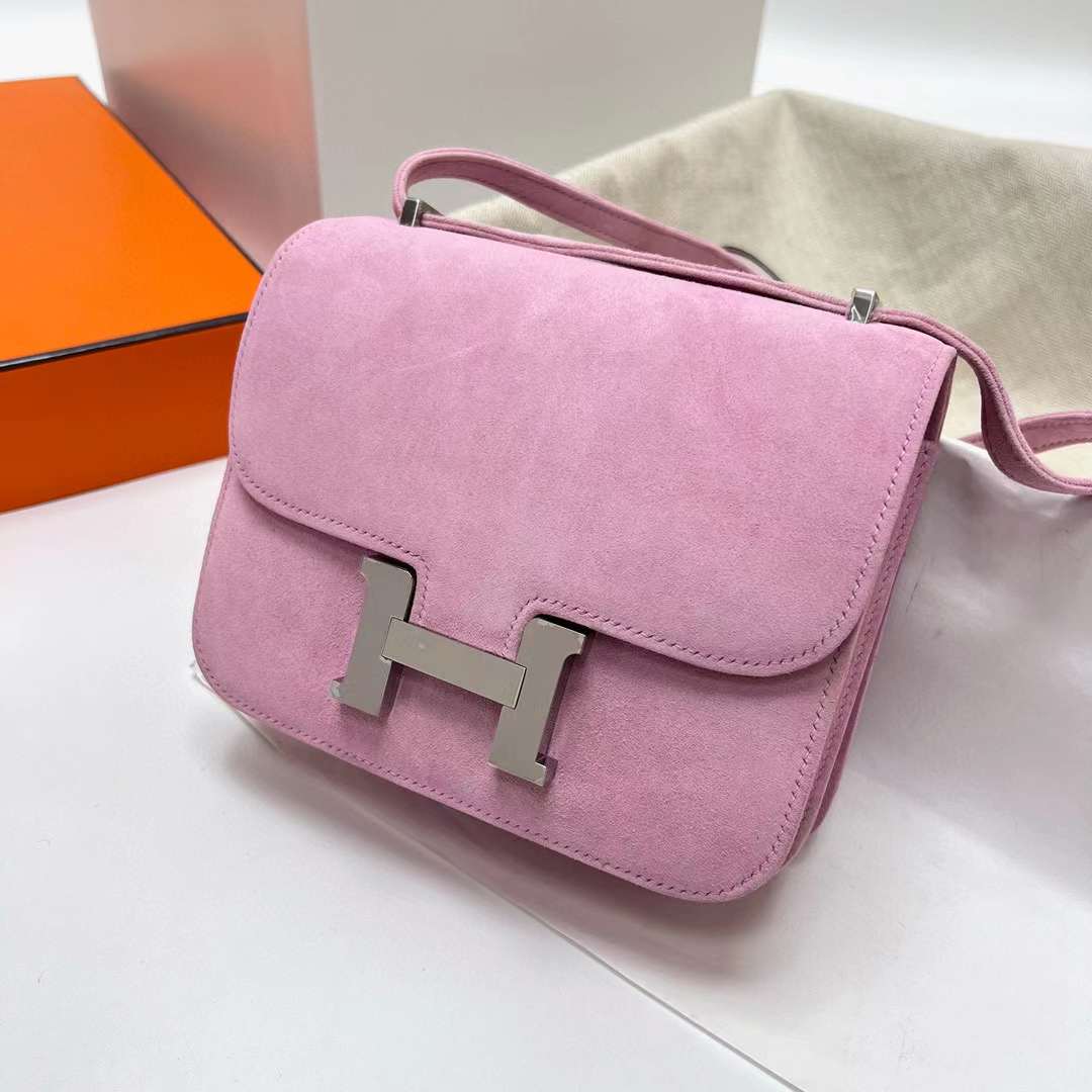 Hermès（爱马仕）Constance 空姐包 Suede 进口麂皮 玫瑰粉 银扣 19cm 全手工蜡线缝制 Phw