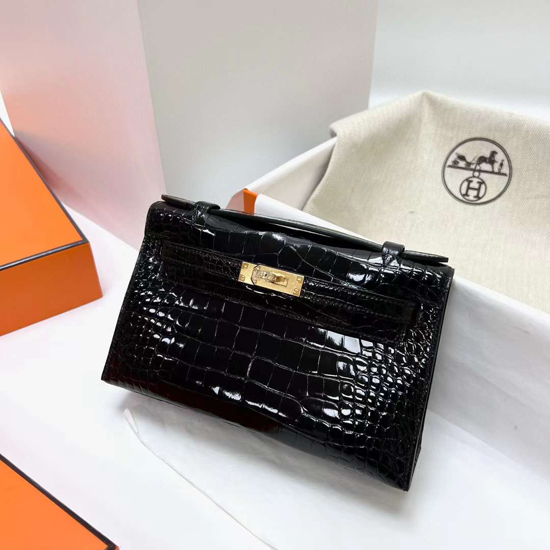 Hermès（爱马仕）Mini Kelly Pochette 亮面美洲鳄鱼 Shiny alligator crocodile ck89 黑色 金扣 22cm 全手工蜡线缝制 Ghw