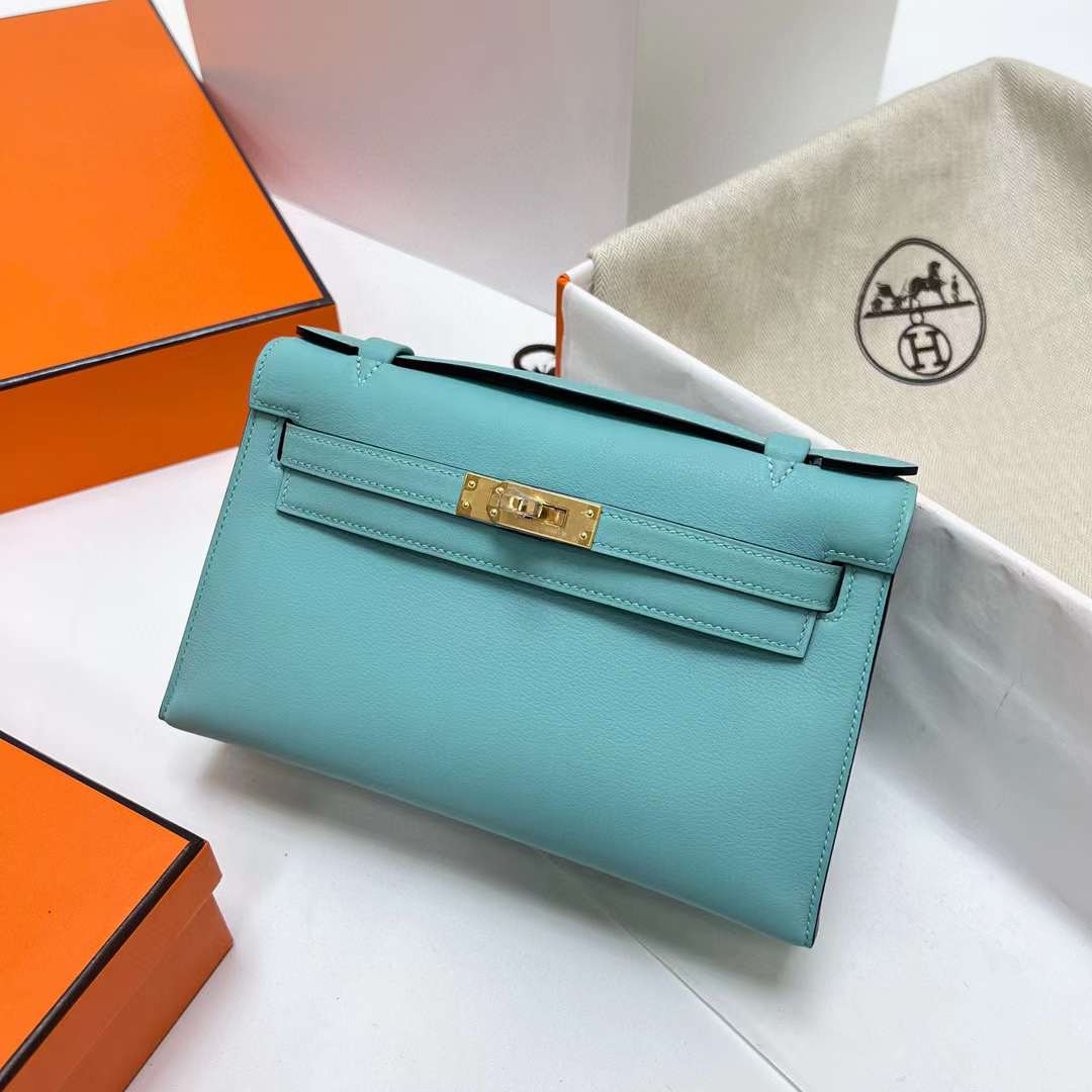 Hermès（爱马仕）Mini Kelly Pochette Swift 3P 马卡龙蓝 金扣 22cm 全手工蜡线缝制 Ghw