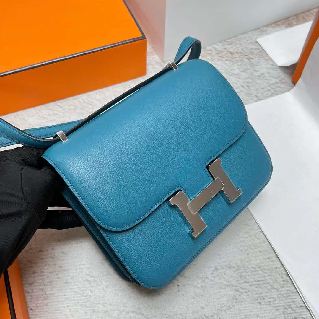 Hermès（爱马仕）Constance 康斯坦斯 Evercolor W0 博斯普鲁斯蓝 银扣 19cm 全手工蜡线缝制 Phw