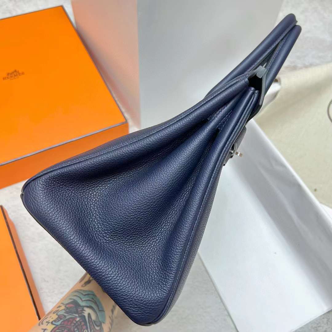 Hermès（爱马仕）Birkin 铂金包 Togo皮 2Z 午夜蓝 银扣 30cm 全手工蜡线缝制 Phw