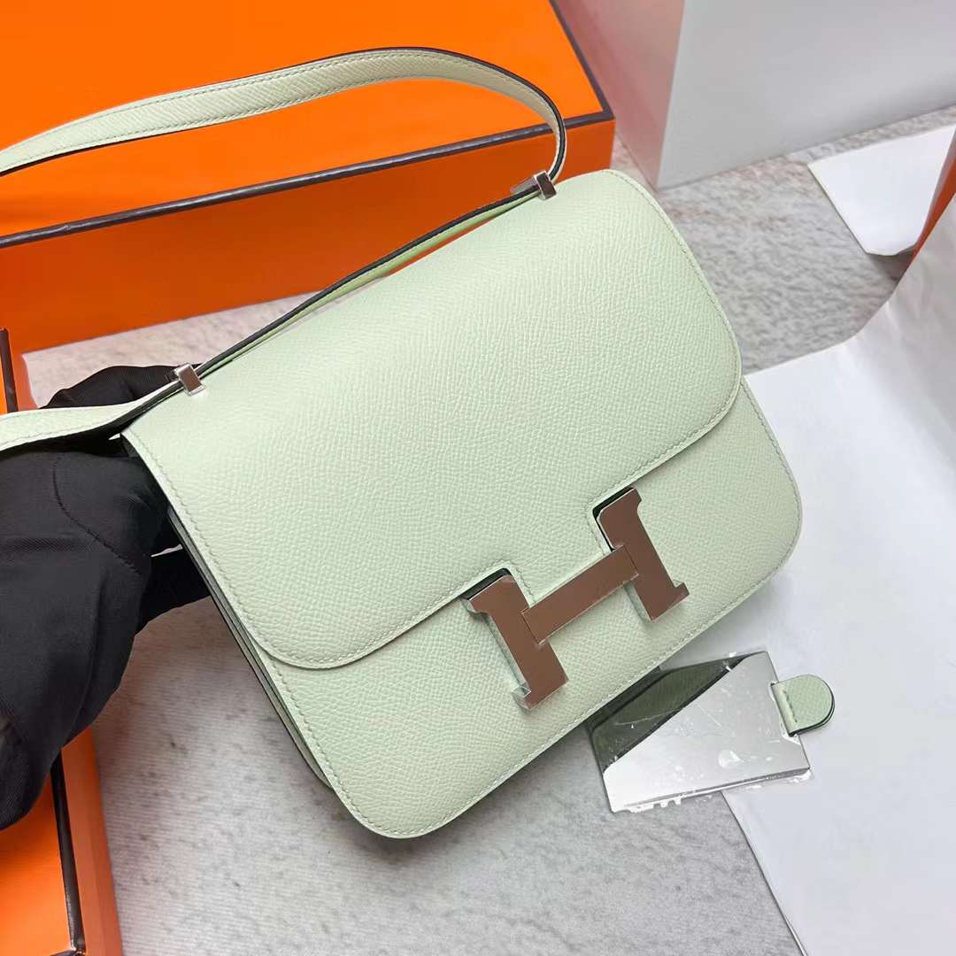 Hermès（爱马仕）Constance 康斯坦斯 19-1 Epsom 0S 气泡绿 银扣 19cm 全手工蜡线缝制 Phw