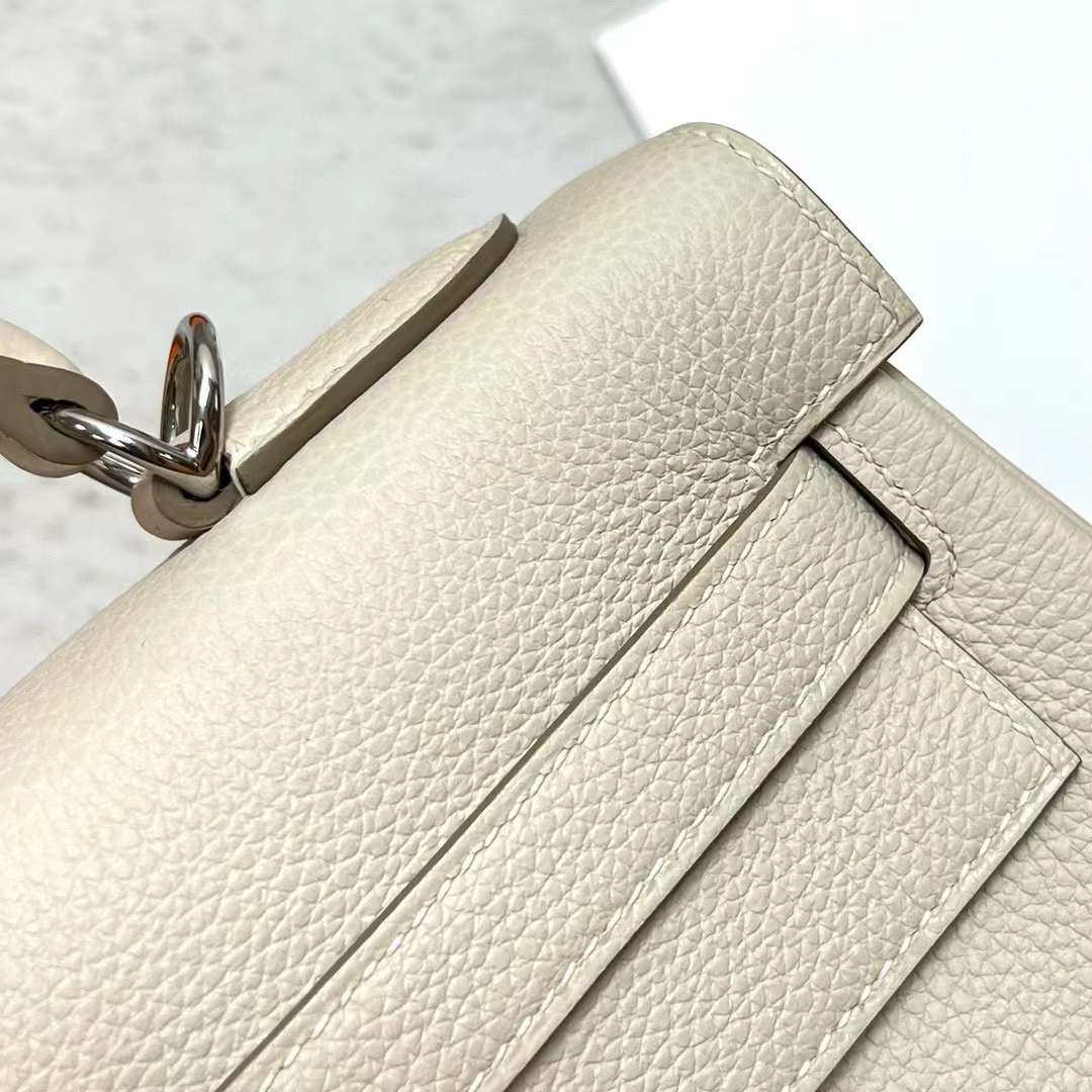 Hermès（爱马仕）Kelly Togo 御用原厂顶级小牛皮 Ck10 奶昔白 银扣 32cm 全手工蜡线缝制 Phw