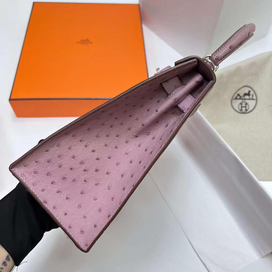 Hermès（爱马仕）Kelly 凯莉包 Ostrich 进口鸵鸟皮 5H 薰衣草紫色 银扣 28cm 全手工蜡线缝制 Phw