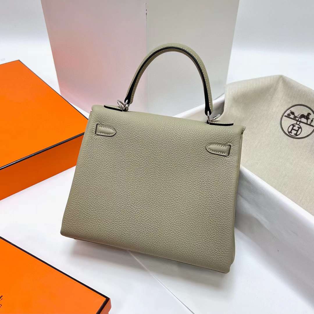 Hermès（爱马仕）Kelly 凯莉包 Togo皮 Q1 鼠尾草绿 银扣 25cm 全手工蜡线缝制 Phw
