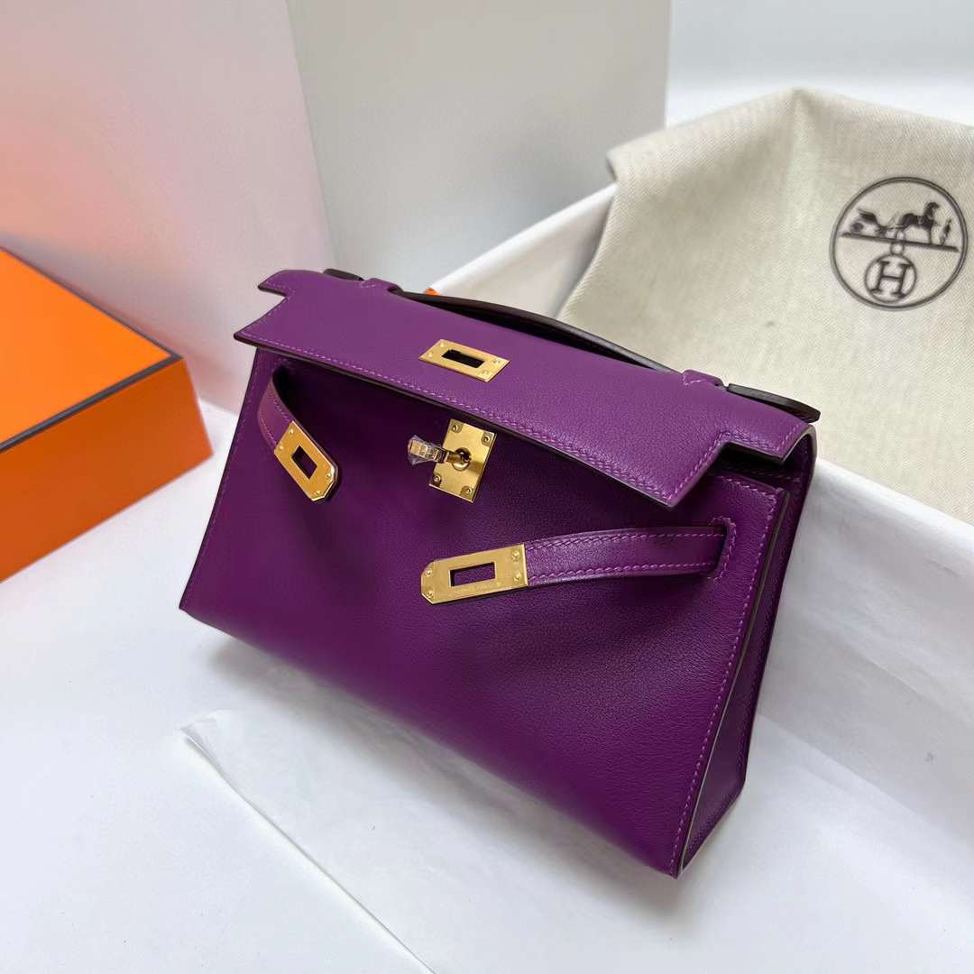 Hermès（爱马仕）Mini Kelly Pochette Swift P9 海葵紫 金扣 22cm 全手工蜡线缝制 Ghw