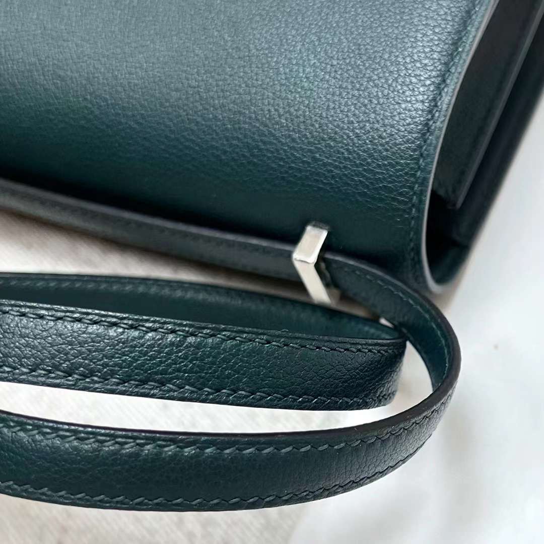 Hermès（爱马仕）Constance 康斯坦斯 Evercolor 6O 松柏绿 银扣 19cm 全手工蜡线缝制 Phw
