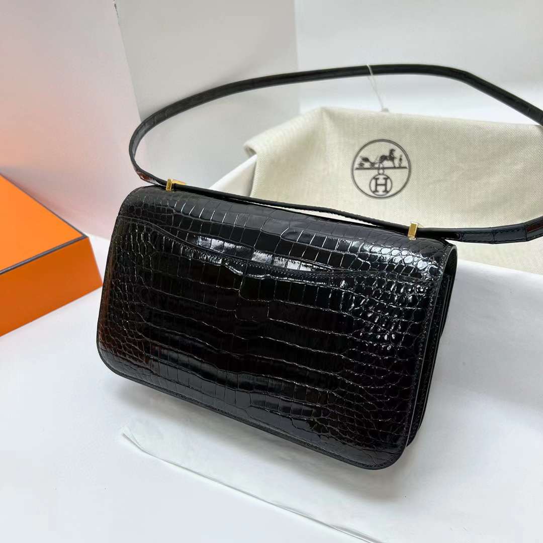 Hermès（爱马仕）Constance elan 亮面倒v澳洲湾鳄鱼 shiny porosus crocodile Ck89 黑色 金扣 26cm 全手工蜡线缝制