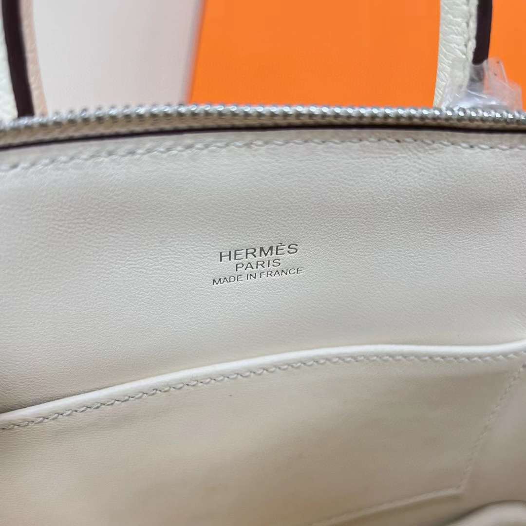 Hermès（爱马仕）Mini Bolide 迷你保龄球包 Chevre 山羊皮 i2 奶油白 银扣 20cm 全手工蜡线缝制