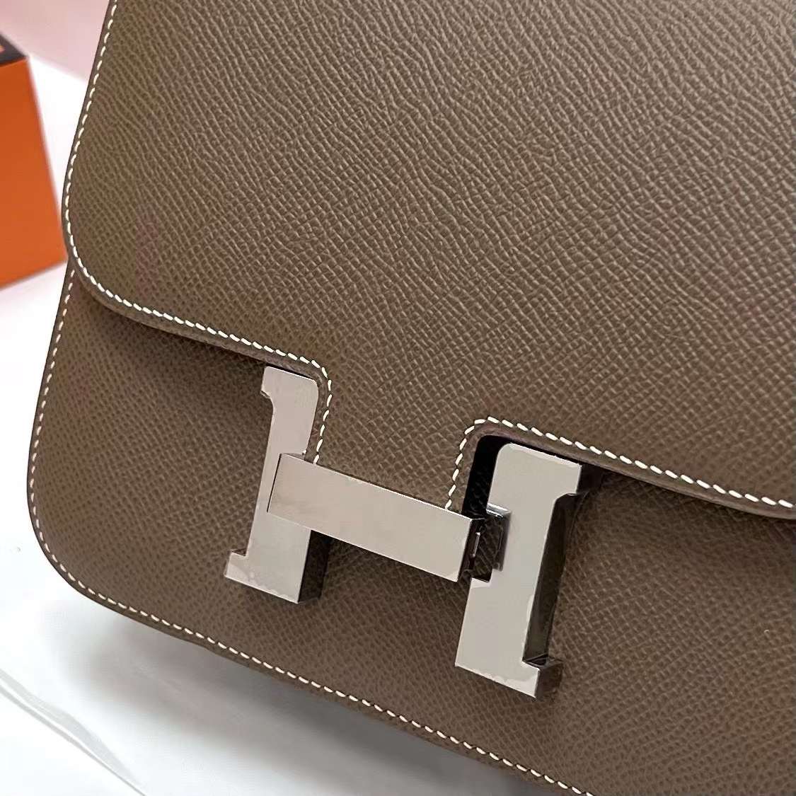 Hermès（爱马仕）Constance 空姐包 Epsom Ck18 大象灰 银扣 19cm 全手工蜡线缝制 Phw