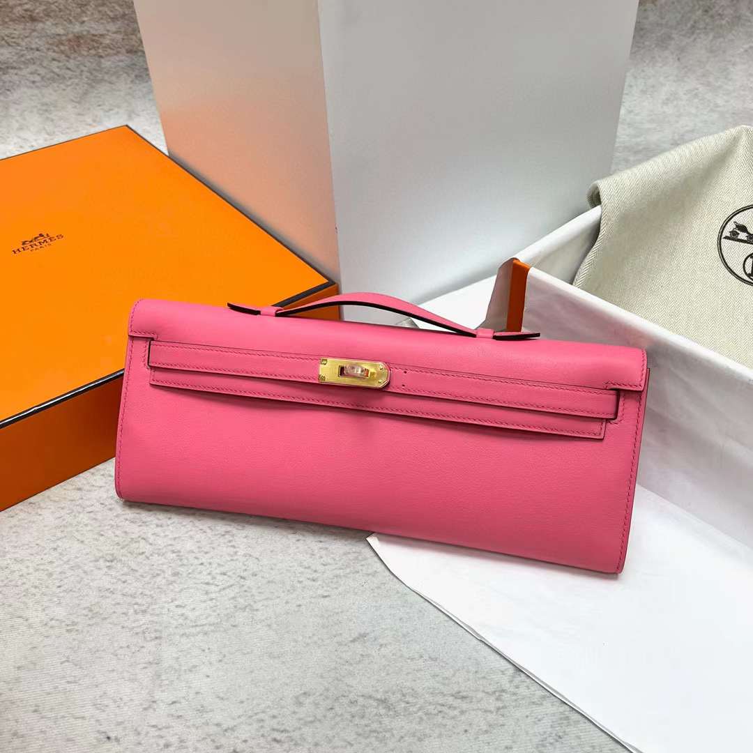 Hermès（爱马仕）Kelly cut Swift 8w 新唇膏粉 金扣 31cm 全手工蜡线缝制 Ghw