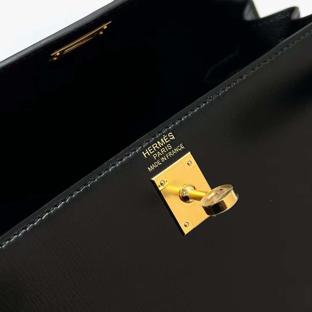 Hermès（爱马仕）Kelly 凯莉包 Box皮 Ck89 黑色 金扣 25cm 全手工蜡线缝制 Ghw