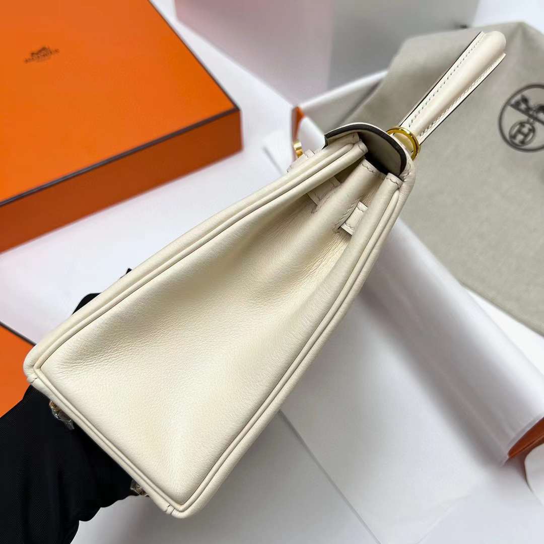Hermès（爱马仕）Kelly 凯莉包 Colormatic Swift i2 奶油白 金扣 25cm 全手工蜡线缝制 Ghw