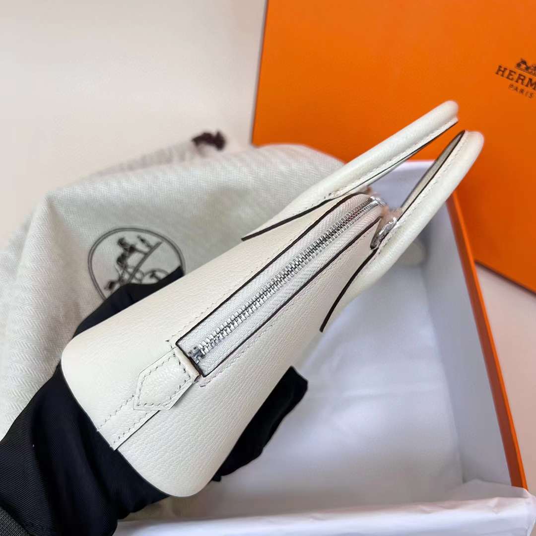 Hermès（爱马仕）Mini Bolide 迷你保龄球包 Chevre 山羊皮 i2 奶油白 银扣 20cm 全手工蜡线缝制